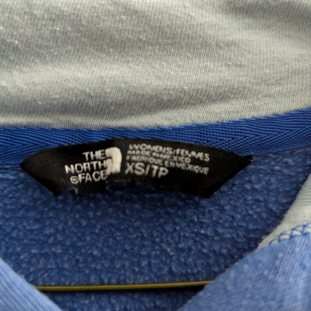 Retro North Face Men's Blue Hoodie Casual Warm Cozy Fall Boys Preppy Teen Tween